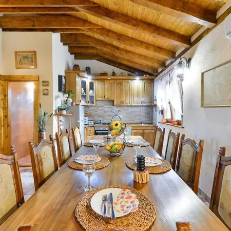 House Imun - Three Bedroom House With Pool Stankovci (Zadar)