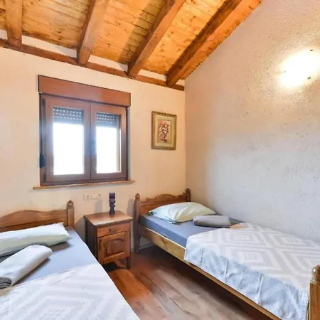 Prázdninový dům House Imun - Three Bedroom House With Pool *