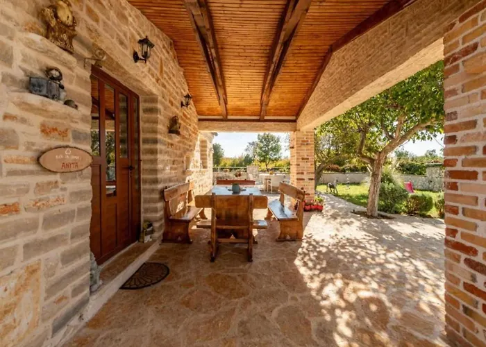 بيت للعطل House Imun - Three Bedroom House With Pool Stankovci (Zadar)