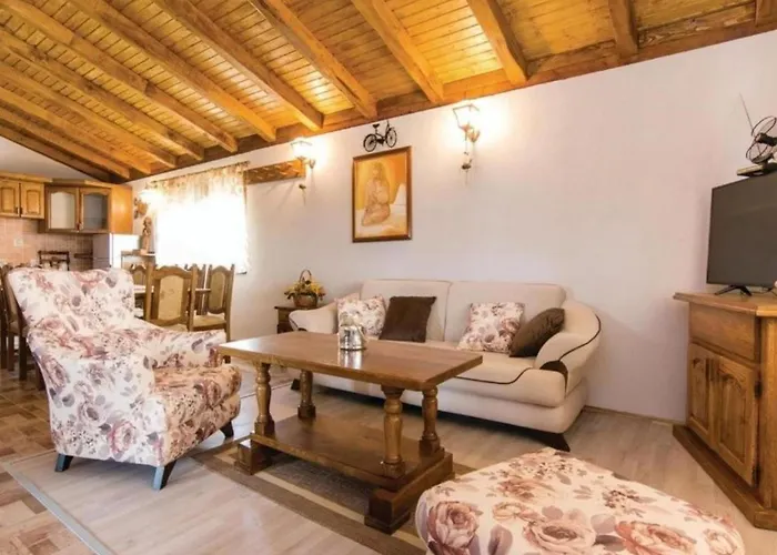 بيت للعطل House Imun - Three Bedroom House With Pool Stankovci (Zadar)