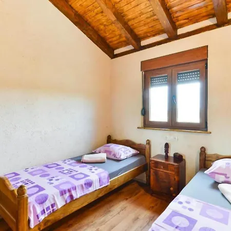 House Imun - Three Bedroom House With Pool * Stankovci (Zadar)