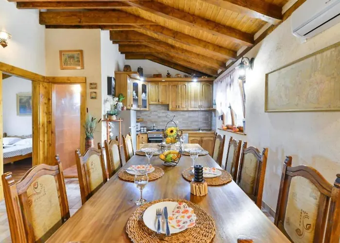 House Imun - Three Bedroom House With Pool Stankovci (Zadar)