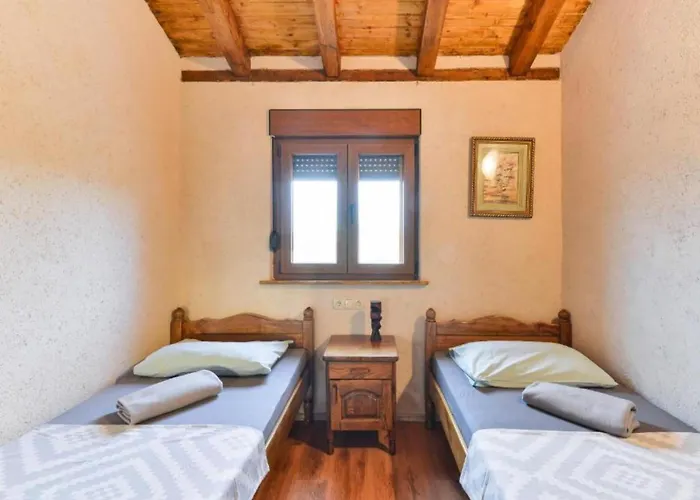 House Imun - Three Bedroom House With Pool * Stankovci (Zadar)