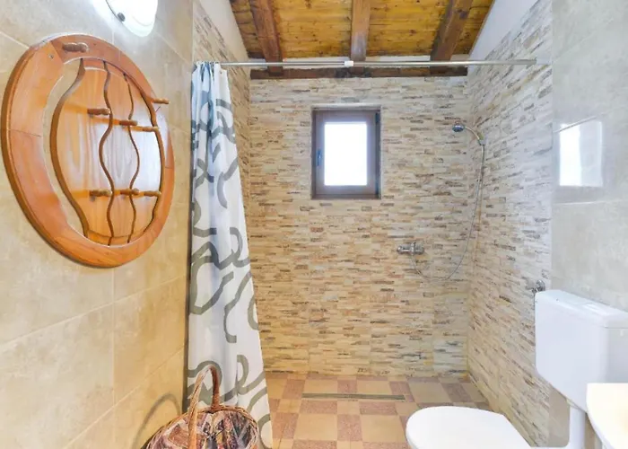 Дом отдыха House Imun - Three Bedroom House With Pool Stankovci (Zadar)