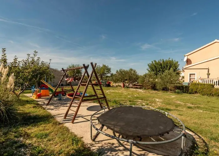 Дом отдыха House Imun - Three Bedroom House With Pool Stankovci (Zadar)